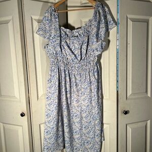 Maacie Blue Floral Dress Size 2XL